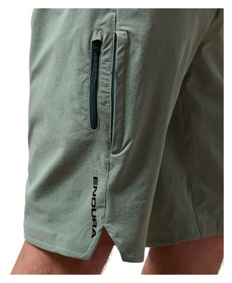 Pantalones cortos de ciclismo de montaña Endura AllTrack Ride Over, color verde, para hombre