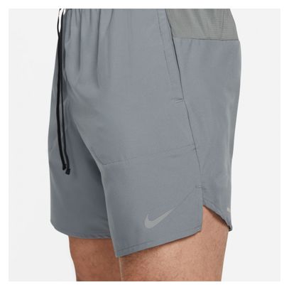 Nike Dri-Fit Stride Shorts Grijs