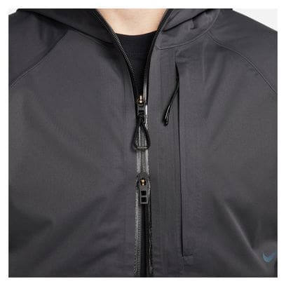 Chaqueta <strong>impermeable Nike Storm-Fit ADV Axis</strong> Negra