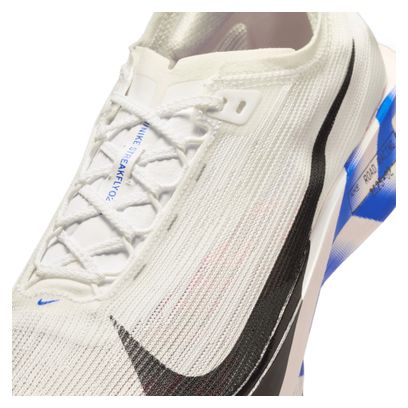 Nike Streakfly 2 Running Shoes for Men in White/Blue