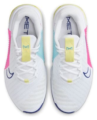 <strong>Zapatillas Nike Metcon 9 Blanco Azul Rosa Mujer Cross Training</strong>