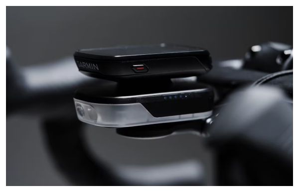 Faro anteriore BBB Slice 600i con inserti Garmin/Wahoo