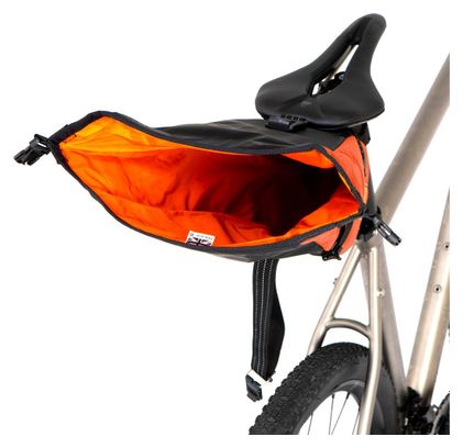 Restrap Saddle Pack 4.5L Orange