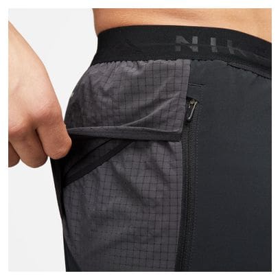 Pantalón Corto Nike Trail Second Sunrise 5in Negro Hombre