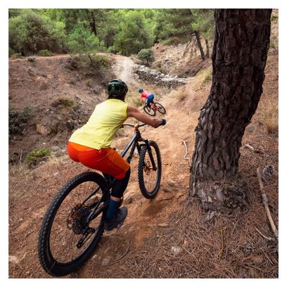 Pantalones cortos Endura SingleTrack Lite Naranja Cosecha para mujer