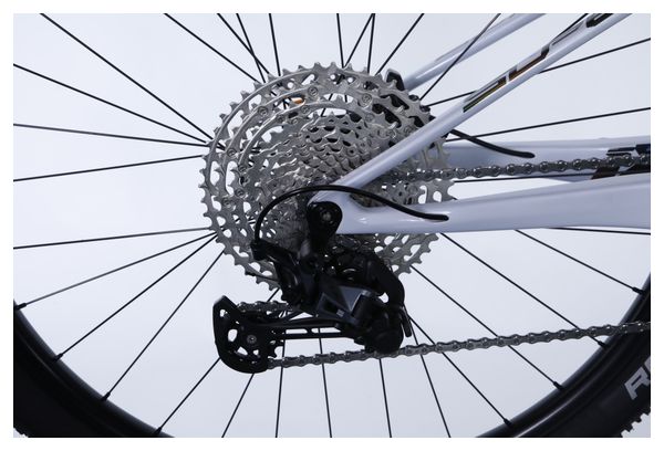 VTT Tout-Suspendu Superior XF 929 RC Shimano Deore 12V 29' Blanc 2023 - Vélo d'Exposition