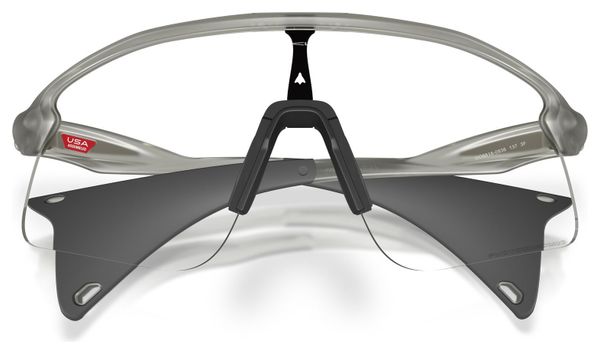 Lunettes Oakley Stunt Devil S - Grey Ink / Iridium Photochromique / Ref : OO9518-08 