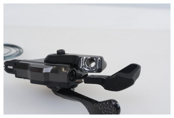 Producto Reacondicionado - Shimano XT SL-M8000 11V I-Spec B Volante Derecho Negro