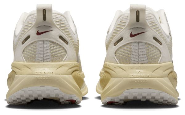 Chaussures Running Nike Vomero 18 Beige/Or Femme