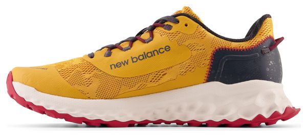 Trailrunning-Schuhe New Balance Fresh Foam Garoe v1 Gelb Rot 42.1/2