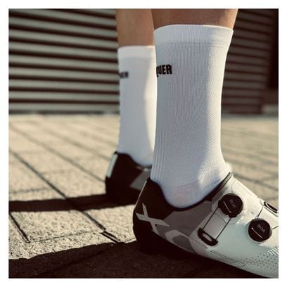 Chaussettes de Cyclisme Hautes Respirantes Brodées Classy Evo II Mooquer Blanc