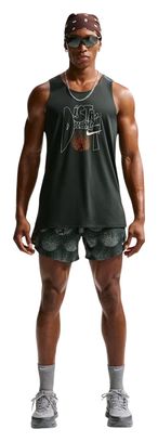 Pantalones cortos Nike Stride Distant Dreams verdes para hombre