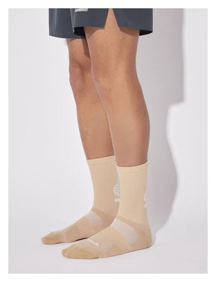 Circle Running Socks Speedy High Planet Beige