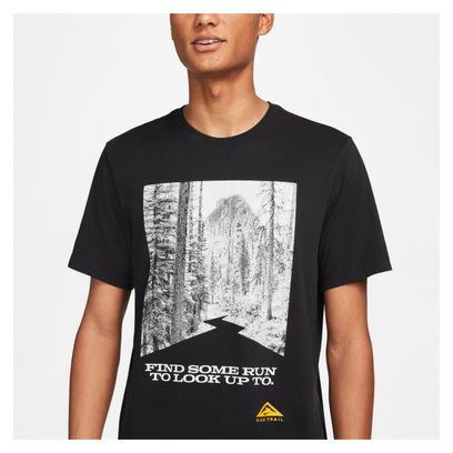 T-shirt manica corta Nike Dri-Fit Trail nera