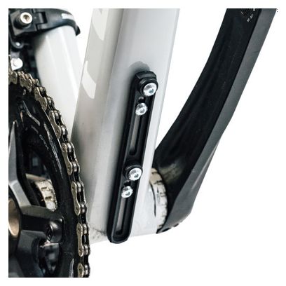 Zéfal Z Cage Adapter zur Positionsverstellung des Flaschenhalters, schwarz