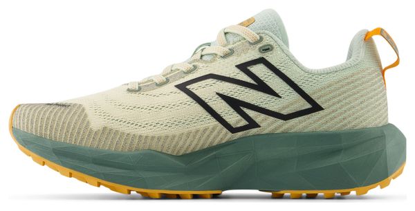 Chaussures Trail New Balance FuelCell Venym Beige/Vert Femme