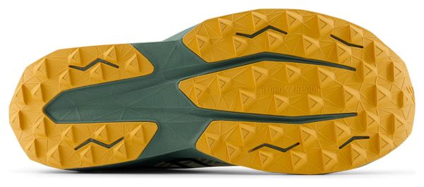Chaussures Trail New Balance FuelCell Venym Beige/Vert Femme