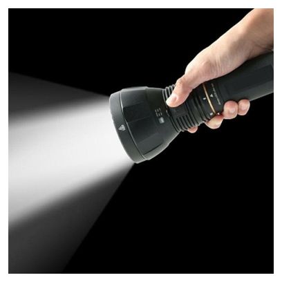 Lampe de poche Mactronic Blitz K12 Projecteur haute Puissance - 11600 lumens-Noir