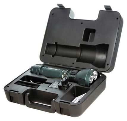 Lampe de poche Mactronic Blitz K12 Projecteur haute Puissance - 11600 lumens-Noir