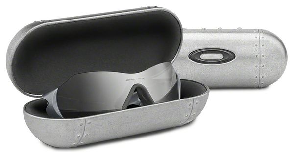 Etui OAKLEY METAL VAULT Argent