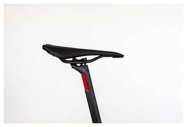 Colnago V3 Rim Road Bike Shimano 105 11S 700 mm Black Red 2022