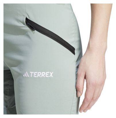 Dames adidas Terrex Xperior Mid Shorts Groen