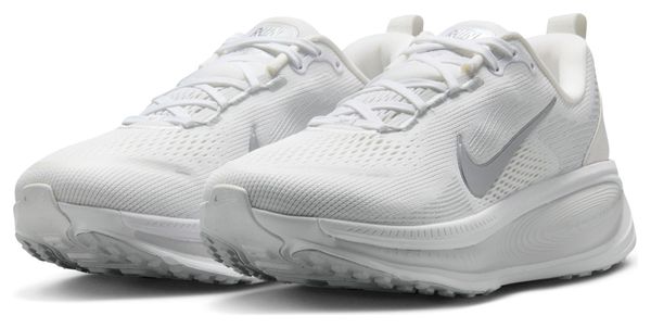 Nike Vomero 18 Women's Running Shoes in White