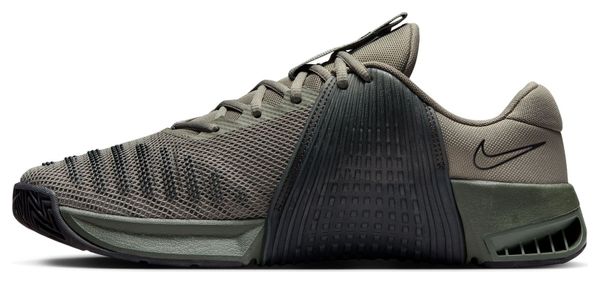 Zapatillas de entrenamiento Nike Metcon 9 caqui, hombre