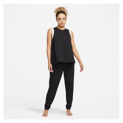 Camiseta sin mangas Nike Yoga Dri-Fit para mujer negra