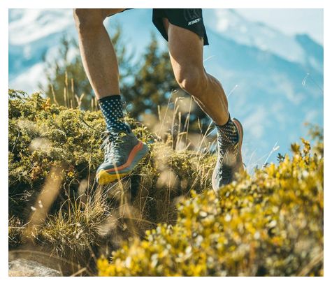 Chaussettes Hautes Trail-Running - Aktiv Hight Eklair Black
