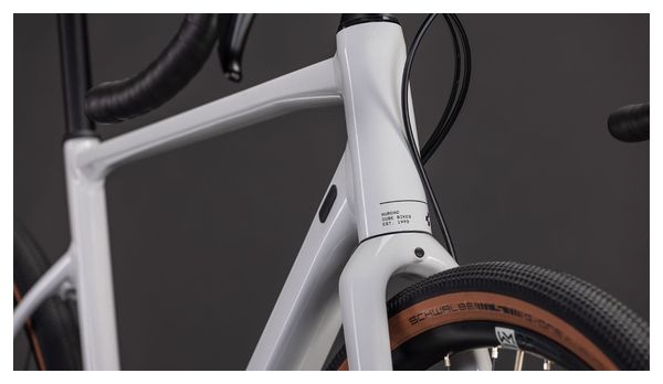 Cube Nuroad EX Gravel Bike Shimano GRX 12S 650b Cotone Bianco Grigio 2026