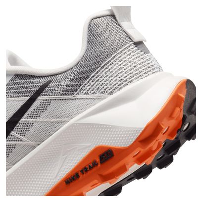 Nike Wildhorse 10 trailschoenen, wit/oranje, dames