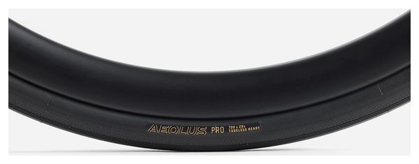 Bontrager Aeolus Pro TLR 700 mm Tubeless-Ready Road Tire, Soft, Black