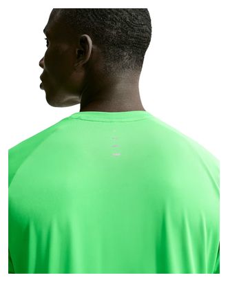 Nike Stride hardloop-T-shirt voor heren, groen