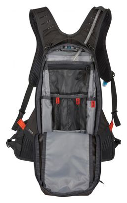 Thule Rail 8L Backpack Black Grey + Thule 2.5L Bladder