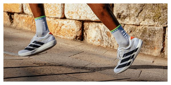 Chaussettes Compressport Pro Marathon V2.0 Blanc/Vert/Bleu