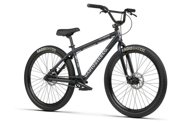 Bicicleta Wheelie Radio Bikes Legion 26'' Cosmos Negra