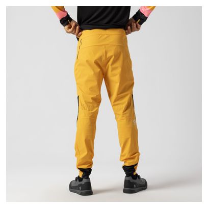 Pantaloni Scott Tuned SL arancioni da uomo