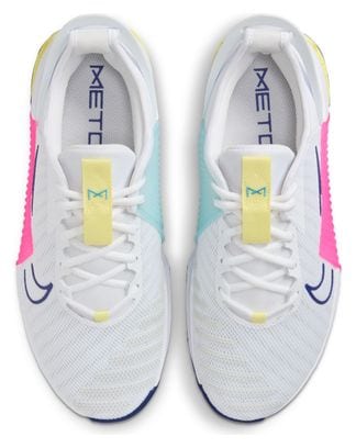 Produit Reconditionné - Chaussures de Cross Training Nike Metcon 9 Flyease Blanc Bleu Rose