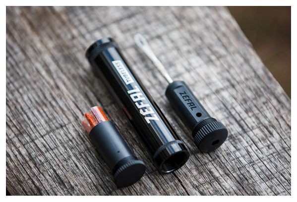 Kit di riparazione Tubeless Zefal con clip di montaggio
