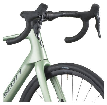Bicicletta da strada Scott Addict 40 Shimano 105 Di2 12V 700 mm Verde 2026