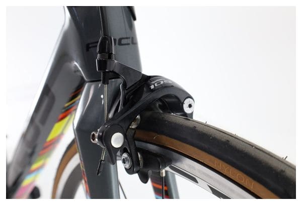 Produit reconditionné · Focus Izalco Race Carbone · Gris / Vélo de route / Focus | Bon état