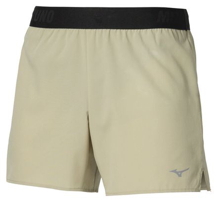 Pantalones cortos Mizuno Core 5,5 pulgadas, color beige, para hombre
