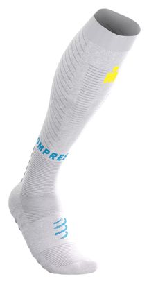 Calzini Compressport Full Recovery 2.0 Ironman 2026 Bianchi