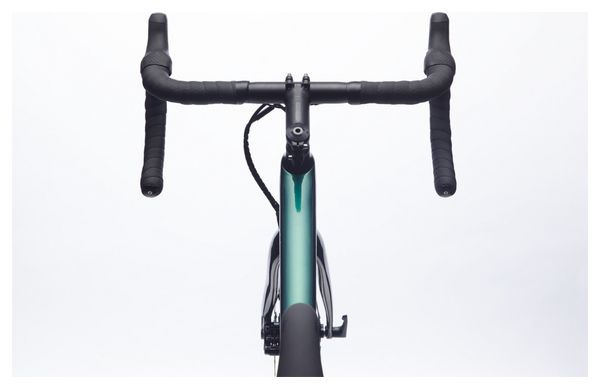 Cannondale Synapse Carbon Disc Ultegra Di2 Road Bike Shimano Ultegra Di2 11S 700 mm Emerald Green