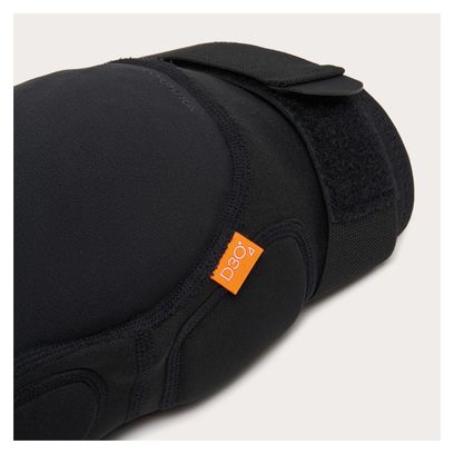 Oakley Drop In D30 Knee Grd Negro