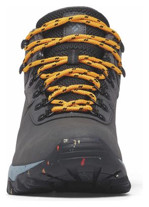 Columbia Wanderschuh Newton Ridge Omni-Heat II Grau