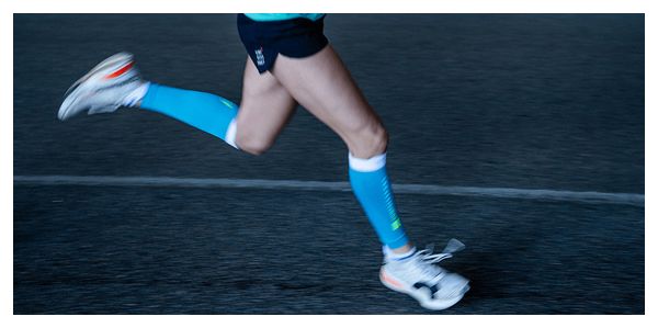 Manchons de Compression Compressport R2 3.0 Bleu/Blanc