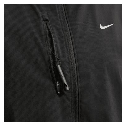 Giacca impermeabile Nike Swift nera da donna