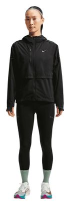 Giacca impermeabile Nike Swift nera da donna